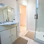 Espace Cosy - Zenith & Atlantis Apartment *
